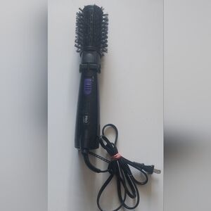 Conair Pro Infinity Styling Brush.